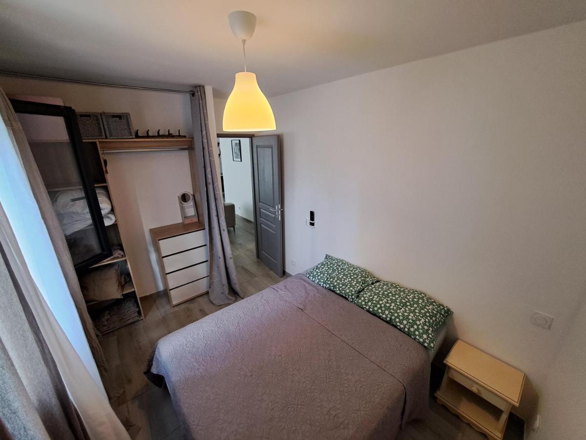 Charmante Maison Avec Piscine Bessan Exterior foto